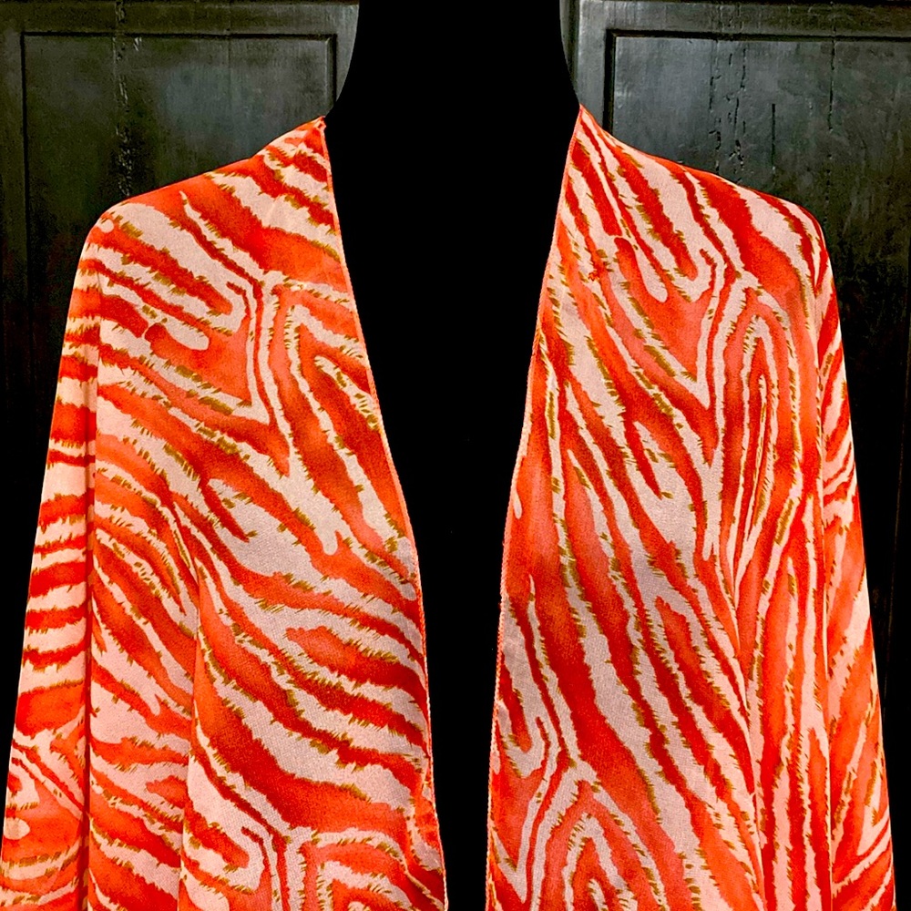 Pink/ orange zebra pattern design poncho/ wrap/ cover up - 1 Size - Picture 4 of 10